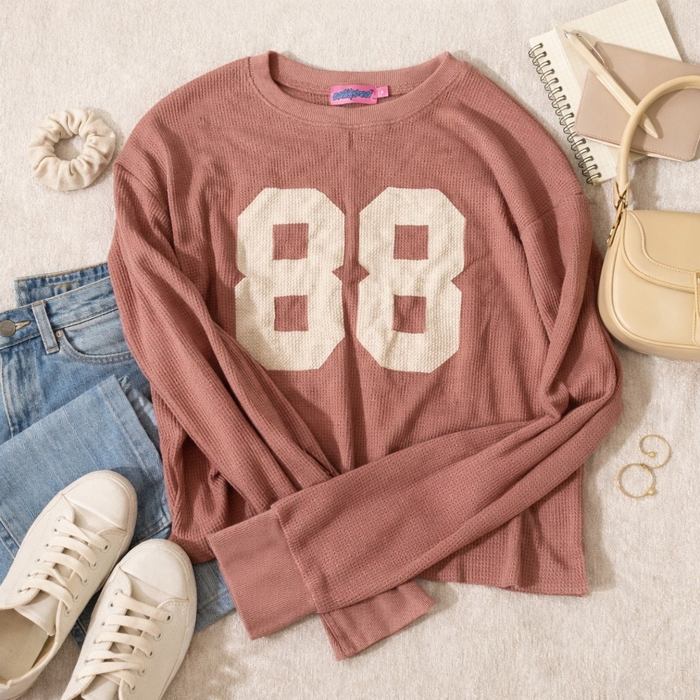 Edikted Mauve Waffle Knit Top with Bold Number Design - Size M